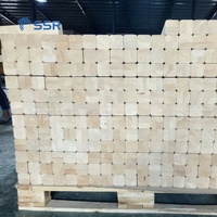 Main courante en bois d'hévéa à bon prix SSR VINA pour escalier Finition lisse Qualité AA AB Certifié FSC Fourniture OEM ODM B2B