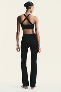 Conjunto de Yoga para Mujeres Activas, Tejido Suave, Ligero, de Secado Rápido y Elástico, Ideal para Deportes, Gimnasio, Pilates o Sesiones de Yoga - Product Image 6