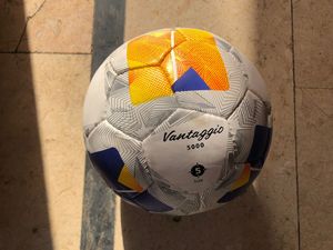 Balón de Fútbol Laminado de Alta Calidad, Tamaño 5, Balón de Fútbol Profesional para Partidos, Balón de Entrenamiento Duradero, Logotipo Personalizado OEM, Venta al Por Mayor de Fábrica - Product Image 6