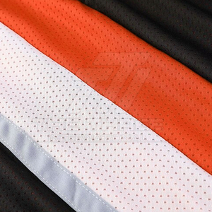 Uniforme de Baloncesto Masculino de Alta Calidad, Estilo Profesional Moderno, Conjunto de Camiseta y Pantalones Cortos Cómodos para Partidos Intensos de Baloncesto - Product Image 6