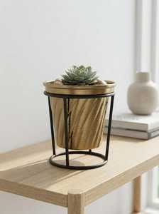 Support de Plante Succulente Rond Moderne en Fer Doré de Qualité Supérieure, Accessoire de Jardinage pour Jardins Domestiques - Vente Chaude - Product Image 4