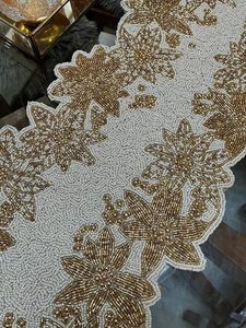 Camino de Mesa Floral Bordado de Lujo con Patrón Dorado para Decoración de Bodas - Product Image 6