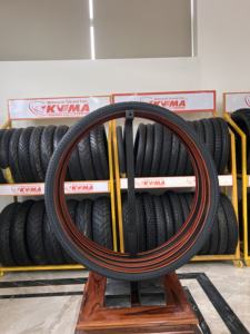 Pneu de vélo de banlieue Vietnam KB220 26x1 3/8 avec chambre à air en butyl TR1 – Combo - Product Image 3