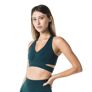 Soutien-gorge de sport à fort impact pour femme, vert foncé, avec découpes, idéal pour le yoga et l'entraînement en salle de sport - Product Image 3