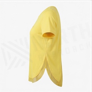 T-shirt de yoga pour femme North Approach, jaune, col rond, manches courtes, respirant, en polyester, avec logo frontal et design superposé transparent - Product Image 3