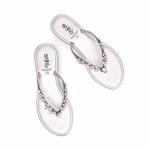 Sandales à talons argentées Fancy Chappal FN0757 - Product Image 1