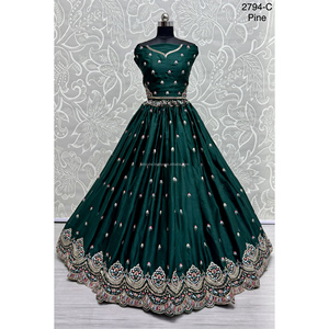 Collections de velours de vêtements de mariée indiens pour la mariée avec le travail de Zarkhan par Fabzone - Product Image 6