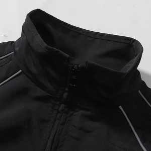 Pantalon de jogging d'hiver personnalisé, style rétro, décontracté, noir, taille haute, coupe large pour homme, avec bande réfléchissante, coupe-vent - Product Image 4