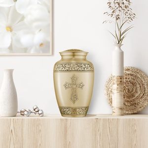Urne funéraire royale en aluminium pour adultes, décorative, pour cendres, avec un artisanat artistique de qualité supérieure - Product Image 1