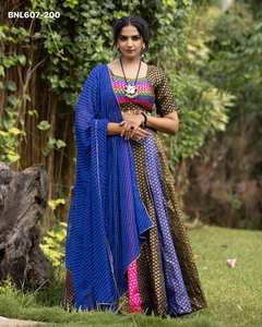 Última colección de ropa festiva: Lehenga-Choli y Dupatta de seda con tejido Kali y Butti multicolor, proveedor de Surat - Product Image 3