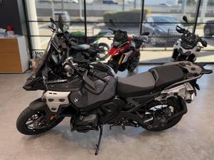 Produit TOP d'occasion, état impeccable, prêt à rouler, B-M-W R1300 GS 2025 - Product Image 6