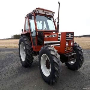 Top Condition Fiat 110-90 DT 4WD Agricultural Tractor Sale Excellent <b>Machine</b> <b>For</b> Farmers Looking <b>For</b> Strength And Reliability - Product Image 5