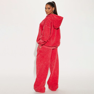 Survêtement à capuche en polaire rouge pour femme, couleur unie, décontracté, avec poches latérales, taille élastique, coupe ample, style hiver - Product Image 1