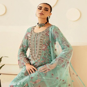 Colección de Bodas de lujo de 3 piezas Vestido de gasa tradicional Bordado pesado Ramsha Volumen Dastoor para ropa de fiesta Venta completa - Product Image 6