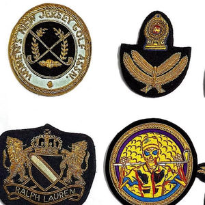 ตราปักลวดทองคำทำมือ ป้ายตราสัญลักษณ์แบบกำหนดเอง - Product Image 1