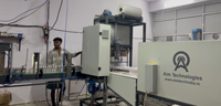 Machine d'emballage rétractable linéaire automatique électrique haute vitesse 200 BPM avec moteur PLC et roulement à économie d'énergie pour boîtes de boissons