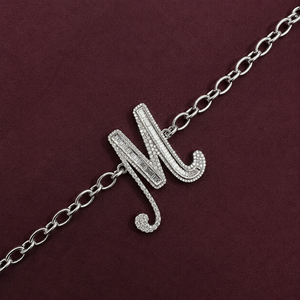 Chaîne de cheville en or avec diamant de laboratoire VVS, lettre initiale personnalisée M, bijou élégant pour femme, cadeau, chaînes personnalisées serties de diamants taille coussin - Product Image 6