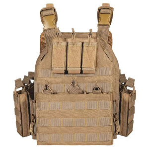 Gilet tactique multi-poches pour activités de plein air avec sangles réglables, poches avant et fermeture à boucle sécurisée - Product Image 1