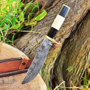 Couteau de chasse à lame fixe en acier Damas fait main, pointe tombante, manche en os, étui en cuir, couteau de survie pour l'extérieur - Product Image 3