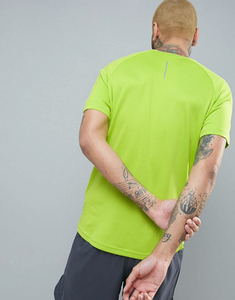 T-shirt sportif à manches courtes vert lime pour homme, coupe ajustée, col rond, tissu jersey, séchage rapide - Product Image 4