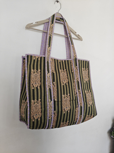 Sac fourre-tout ouvert en tissu de coton indien matelassé écologique vert rayé, doublure en coton biologique, haute qualité pour femmes, style bohème - Product Image 2