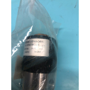 GEMS SENSORS & CONTROLS D2017-S106 SOLENOID VALVE - อุปกรณ์และอะไหล่เซมิคอนดักเตอร์ระดับโลกที่เชื่อถือได้ - Product Image 3