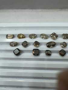 Colección de Diamantes de Color Cultivados en Laboratorio con Certificación IGI, Corte Cojín, Ovalado, Pera y Esmeralda en Tonos Champán, Cognac y Amarillo - Product Image 6