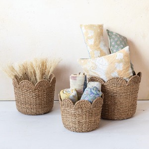 Natural Seagrass Storage <b>Baskets</b> Woven Scalloped <b>Basket</b> Rustic Boho Home Decor Multi-Purpose Wholesaler <b>Wicker</b> <b>Laundry</b> <b>Basket</b> - Product Image 5