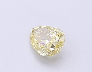 Excellente Pierre Précieuse Diamant Polonais 0,57 Carat Jaune Vif Fantaisie Taille Poire Pureté VS1 Cultivée en Laboratoire Pierre Brute Brillante Bijoux Fins - Product Image 3