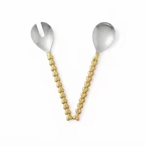 Ensemble de cuillères et fourchettes de service décoratives en acier inoxydable avec manche en forme de fleur d'orchidée dorée et brindilles noires créatives - Product Image 5