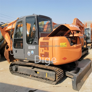 Mini-excavatrice sur chenilles Hitachi ZX60 d'occasion, origine Japon, 6 tonnes, moteur Isuzu, pompe hydraulique Hitachi, godet de 0,22 m, années 2018-2022 - Product Image 4