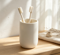 Ensemble d'accessoires de salle de bain 4 pièces Home Basics Decor au design mat, durable, avec distributeur de lotion et porte-savon