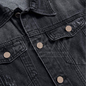 Chaqueta de mezclilla de invierno para hombre, elegante y diseñada para uso diario informal, hecha con tela resistente que ofrece comodidad y un look moderno. - Product Image 4