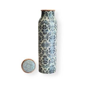 Impression haute résolution sur bouteille en cuivre, impression design multicolore, impression à chaud or et argent, option d'impression à texture en relief - Product Image 6