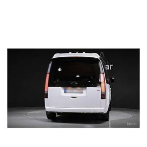 Hyundai Staria 4x4 Campervan 2023 avec boîte automatique et sièges en cuir, 3 963 km, Diesel, Caméra de recul, Conduite à gauche - Product Image 4