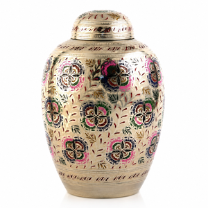 Urna Funeraria de Latón Grabada para Cenizas Humanas, Urna Conmemorativa Floral para Adultos, Recuerdo Funerario, Recipiente para Entierro, Diseño Decorativo Hecho a Mano - Product Image 1