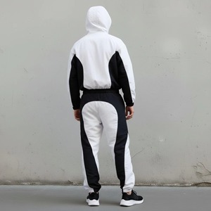 Conjunto de Chaqueta Cortavientos Ligera de Nailon y Pantalones Deportivos de Talla Grande Personalizados, Ropa Deportiva de Poliéster para Correr - Product Image 2