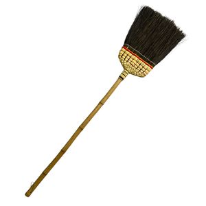 Balai naturel Ijuk du Japon avec manche en bambou, outil de nettoyage extérieur robuste, Indonésie - Product Image 1