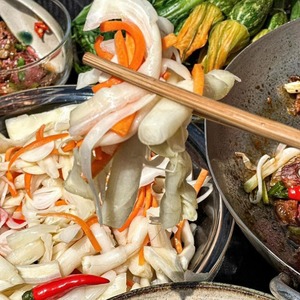 Crunchy <b>Sweet</b> and <b>Sour</b> Pickled Bulrush Stem in Jar Natural Vietnamese Preserved Vegetable - Product Image 1