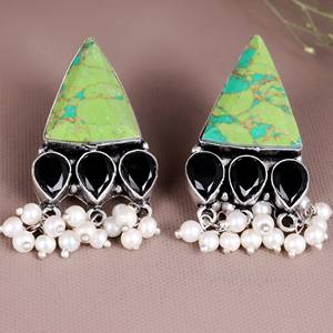 Boucles d'oreilles en laiton oxydé argenté, style bohème tribal, onyx, pour amoureux |   Bijoux ethniques avec perles pendantes |   Boucles d'oreilles pendantes indiennes faites à la main pour femmes - Product Image 2