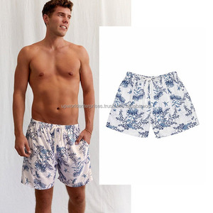 กางเกงกีฬาห้าส่วนของผู้ชายกางเกงขาสั้นผ้าแคนวาสแนวสตรีทพิมพ์ลายแห้งเร็ว - Product Image 4