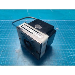 PROTEUS INDUSTRIES 100C24 Interrupteur de débit de liquide d'occasion – Pièces d'équipement semi-conducteur de la série Legacy - Product Image 1