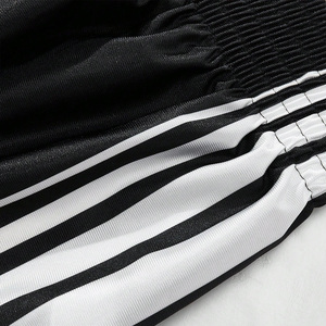 Shorts de boxe à taille élastique, logo d'équipe personnalisable, shorts de combat légers, vêtements de sport pour l'entraînement de boxe - Product Image 4
