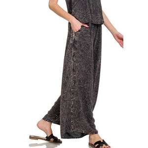 Ensemble 2 pièces Zenana pour femme, noir cendré, en tissu tissé froissé effet acide, composé d'un débardeur et d'un pantalon, 504g, élégant et confortable - Product Image 1