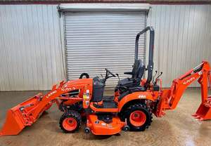 Tracteur agricole Kubota BX23S, tracteur utilitaire compact avec chargeur frontal, tondeuse, pelle arrière, 4 roues motrices pour les champs et les jardins - Product Image 4