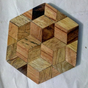 Sous-verre en bois Hexa incrusté de bois Logo gravé personnalisé, ensemble de décoration de table en bois naturel fait à la main et accessoires - Product Image 1