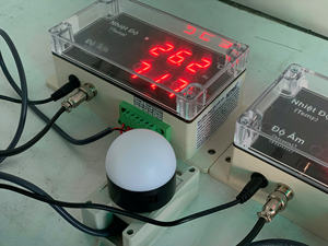 Pantalla LED Industrial de Temperatura y Humedad para Centros de Datos - Montaje en Superficie Modbus RTU |   AT-THMS 3.1 - Disponible OEM - Product Image 4