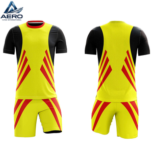 Uniforme de Fútbol Cómodo, Nuevo Estilo, Uniforme de Fútbol de Calidad, Uniforme de Fútbol Transpirable, la Mejor Calidad a Precio Económico - Product Image 1