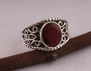 Bague en argent massif 925 avec rubis rouge et jade, bijoux artisanaux de créateur, bague en argent à pierres précieuses, prix d'usine, personnalisable - Product Image 5