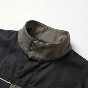 Chaqueta Utilitaria Verde Oliva con Contraste Negro |   Chaqueta de Trabajo con Cuello Alto |   Abrigo Urbano con Múltiples Bolsillos |   Fabricante OEM Personalizado - Product Image 3